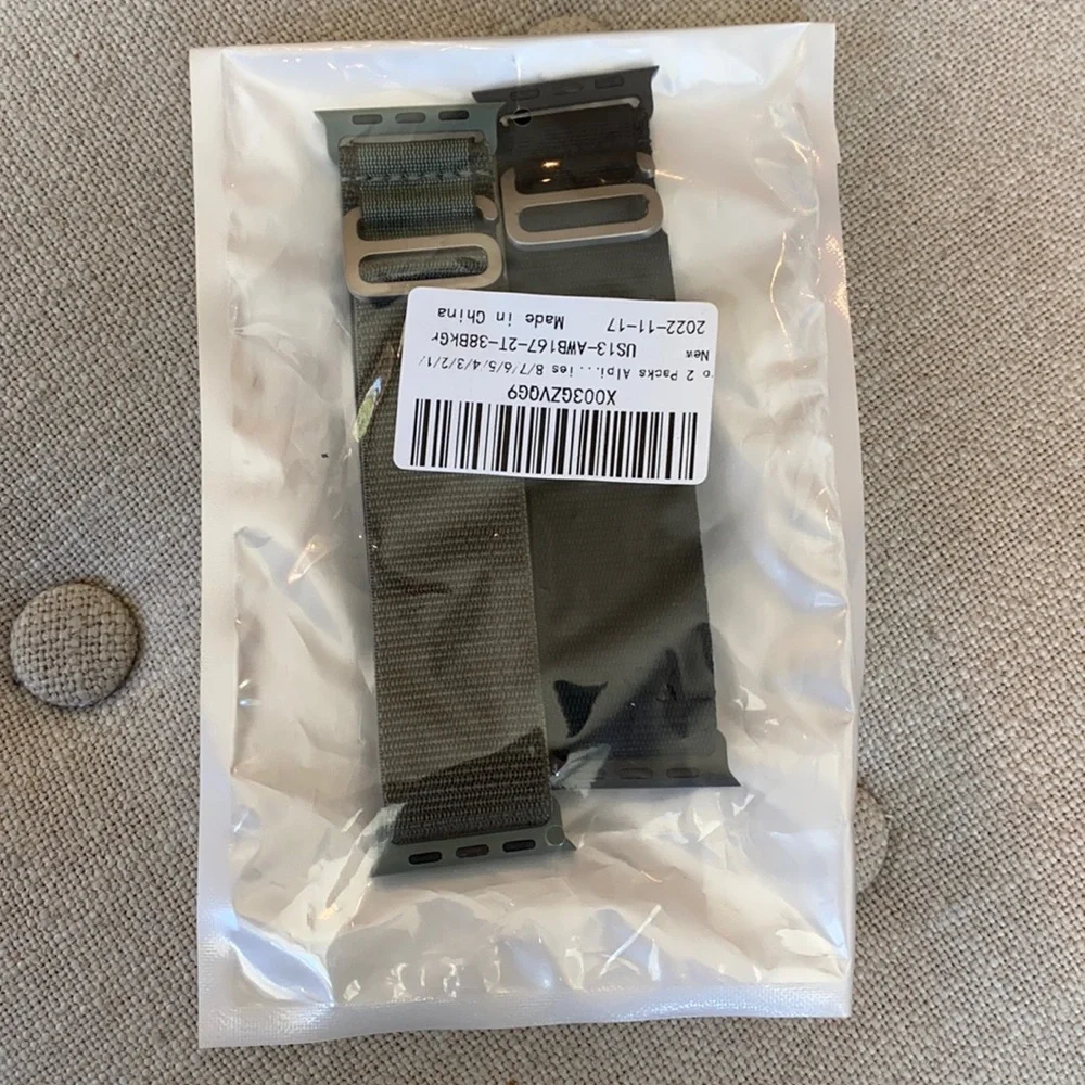 NWT GIROVO 2 Pack Alpine Loop Apple Watch Bands Black / Army Green